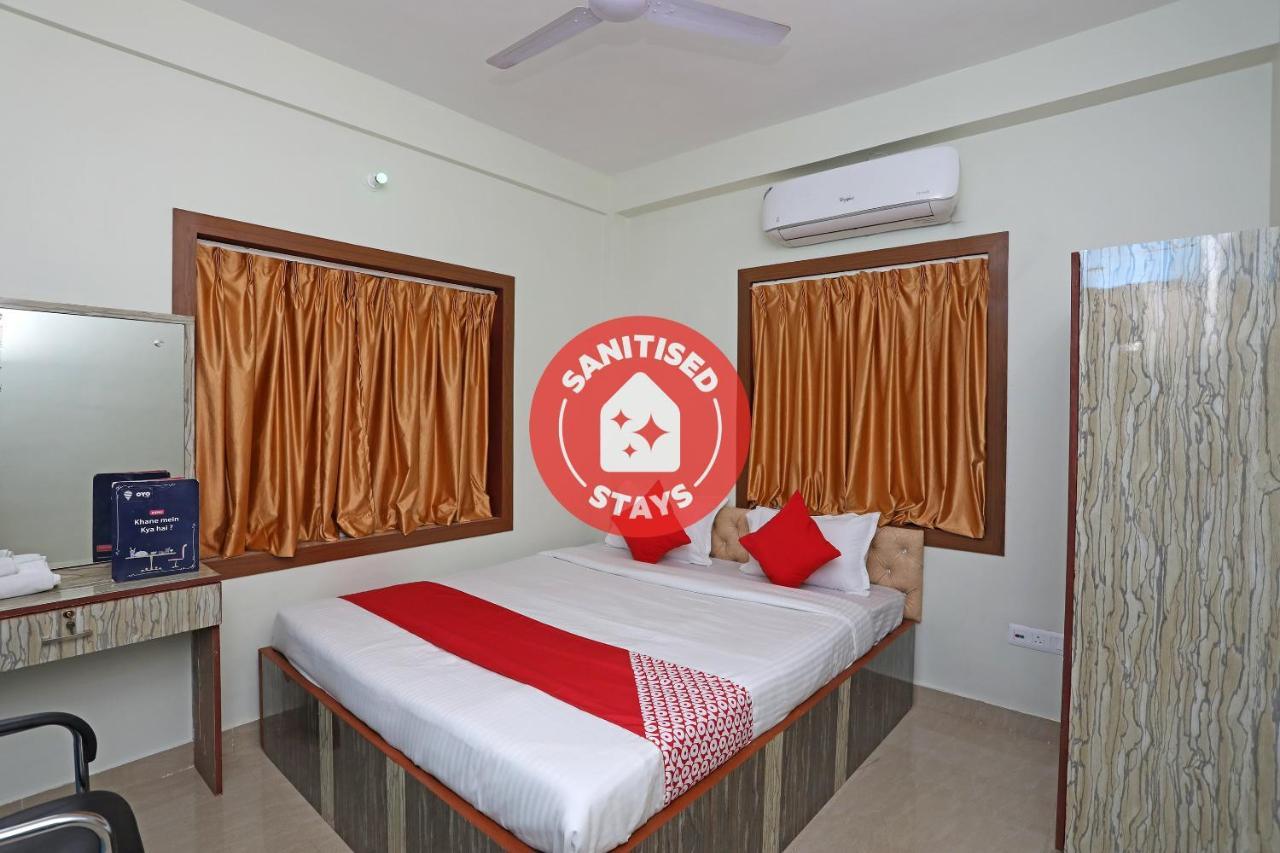 Oyo 17187 Urban Casa Hotel Calcutta Eksteriør billede
